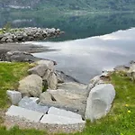 Bodvarstova * Stryn