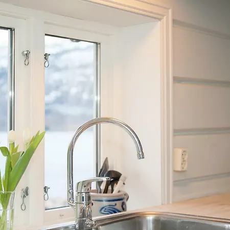 Bodvarstova * سترين