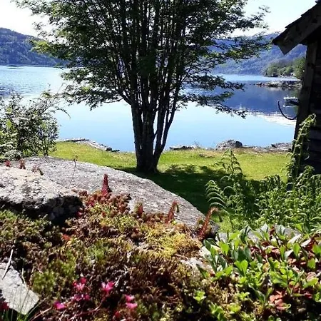 Semesterbostad Bodvarstova