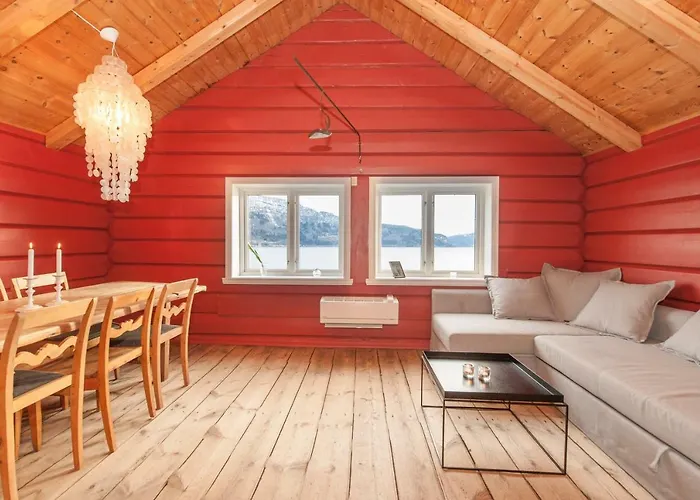 Bodvarstova Feriehus *